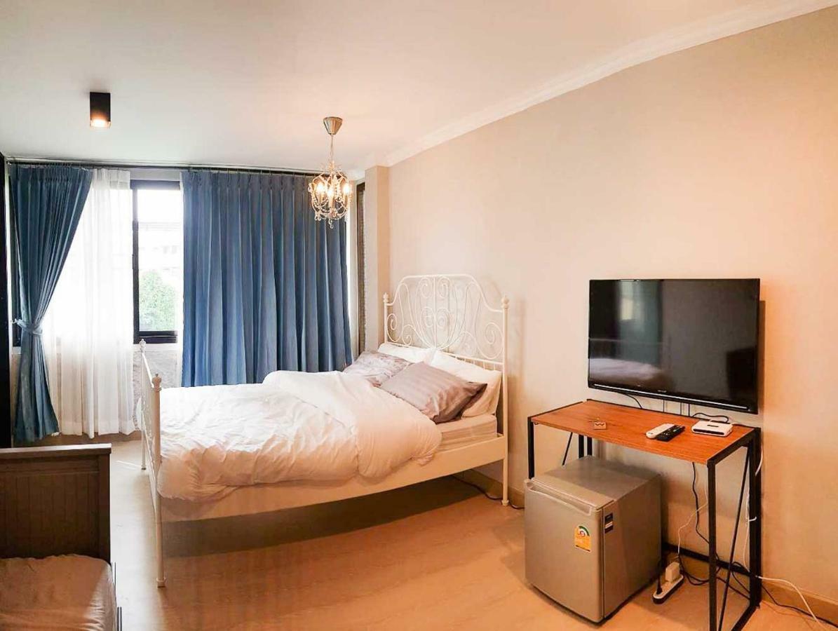 Wang Lang Hostel Bangkok Luaran gambar